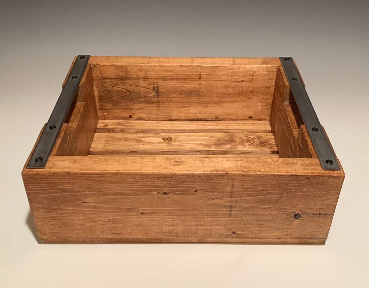 Strap Crate