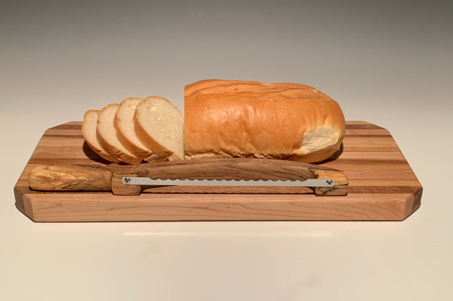 Bread Knife